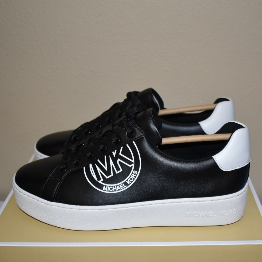 Michael Kors Poppy Lace Up Sneakers